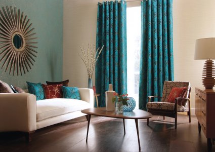Staging a living room in order to sell it